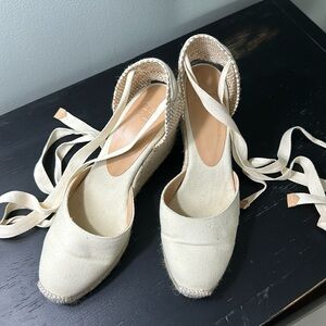 Pristine condition Castaner Carina 80 canvas wedge espadrilles